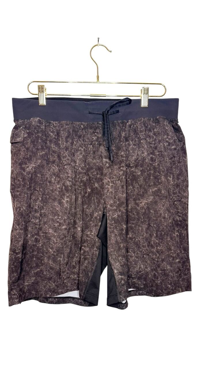Lululemon T.H.E Linerless Short 9” Gravel Dust Black Men XL Activewear